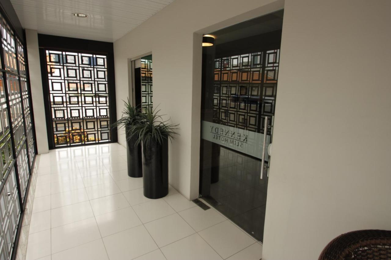 Hotel Kennedy Slim Sao Jose (Santa Catarina)